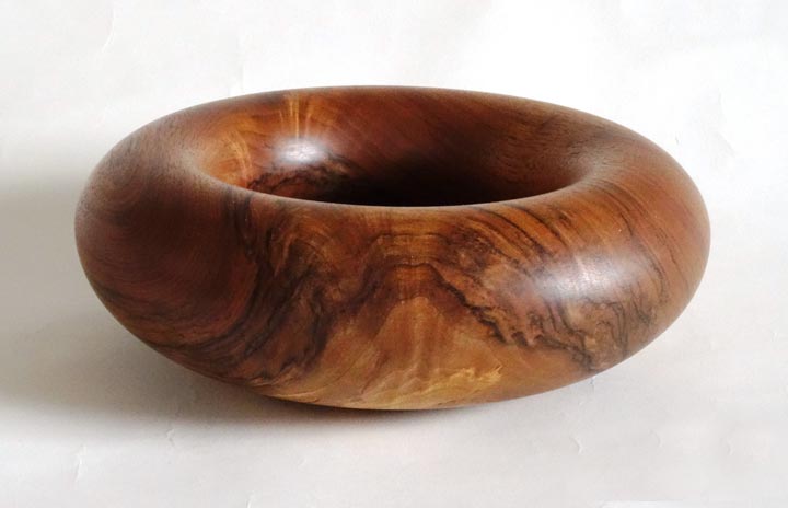 rolled-walnut-bowl