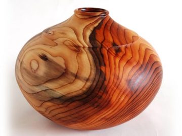 yew-hollow-form