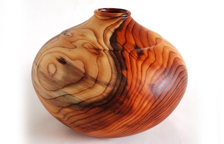 yew-hollow-form